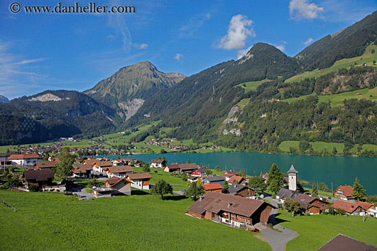 lungern-river-n-mtn-04.jpg