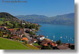 images/Europe/Switzerland/Misc/town-n-harbor.jpg