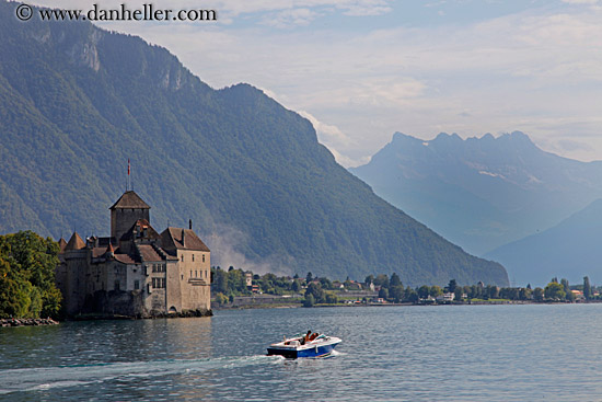 chateau-de-chillon-n-lake-geneva-03.jpg