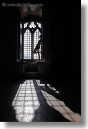 images/Europe/Switzerland/Montreaux/ChateauDeChillon/ppl-in-window-silhouette-02.jpg