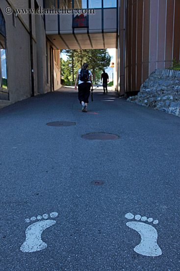 feet-sign-stencil-on-pavement.jpg