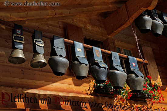 cow-bells-n-house-01.jpg