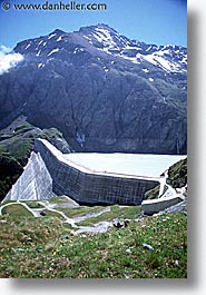 images/Europe/Switzerland/Scenics/dixence-dam-1.jpg