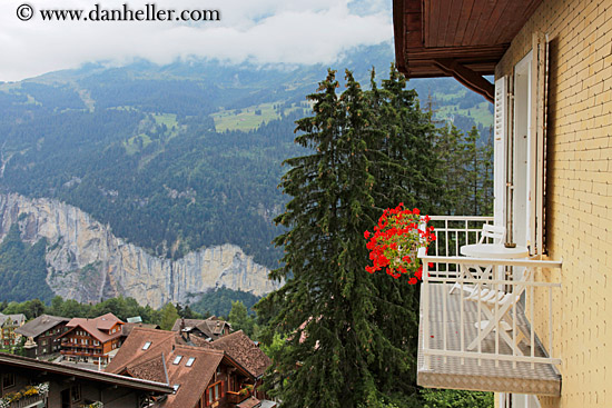 balcony-flowers-n-canyon-view-03.jpg