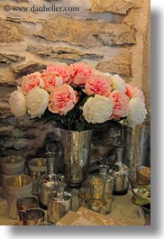 images/Europe/Switzerland/Wengen/MeyersHotel/pink-n-white-roses.jpg