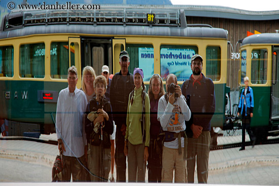 wengen-group-photo-02.jpg