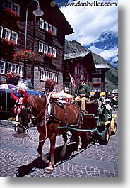 images/Europe/Switzerland/Zermatt/horse-carriage-2.jpg