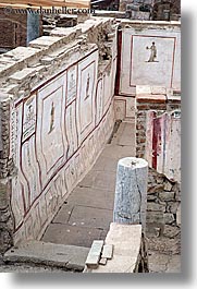 images/Europe/Turkey/Ephesus/mosaic-floors-n-painted-walls-7.jpg