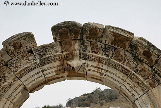 temple-of-hadrian-5.jpg