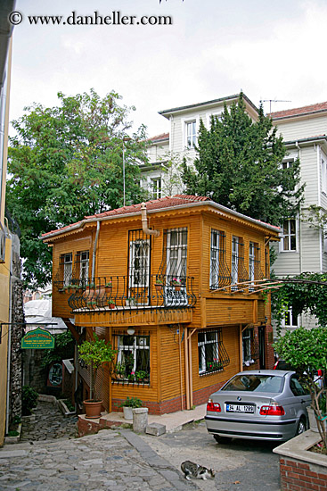 small-house.jpg