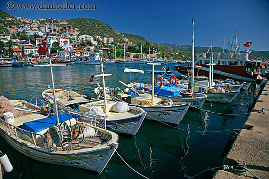 boats-in-kas-harbor-7.jpg