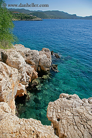 rocks-overlooking-blue-ocean.jpg