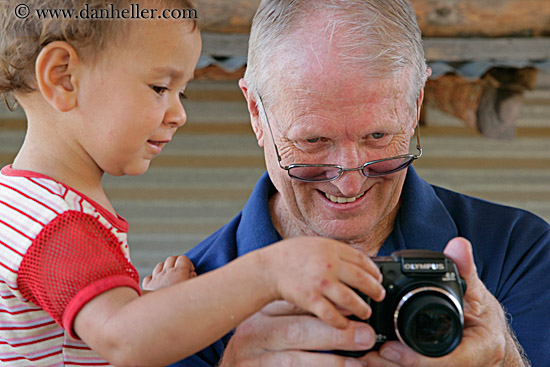 man-toddler-digital-camera-5.jpg