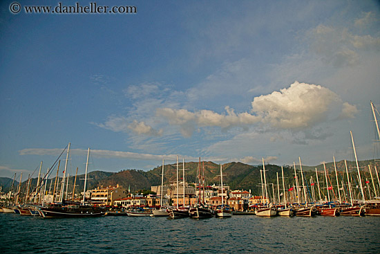 marmaris-port-4.jpg