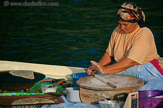 woman-making-crepes-on-boat-2.jpg