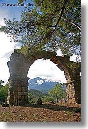 images/Europe/Turkey/Phaselis/aquaduct-arches-3.jpg
