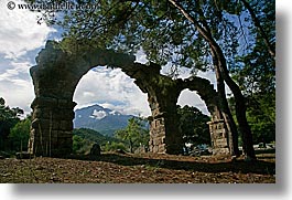 images/Europe/Turkey/Phaselis/aquaduct-arches-4.jpg