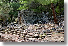 images/Europe/Turkey/Phaselis/roman-ruins-3.jpg