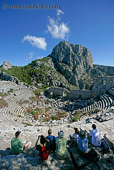 amphitheater-07.jpg