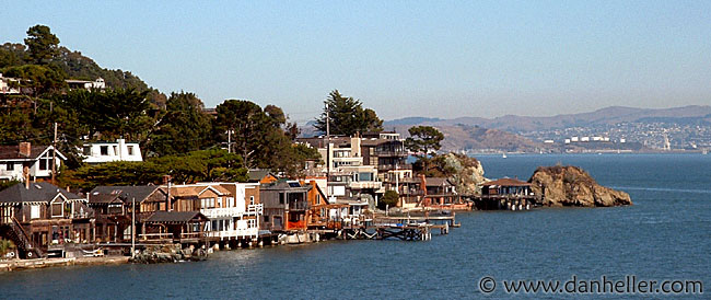 bayfront-houses.jpg