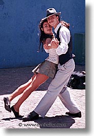 images/LatinAmerica/Argentina/BuenosAires/LaBoca/People/TangoDancers/tango-cropped.jpg