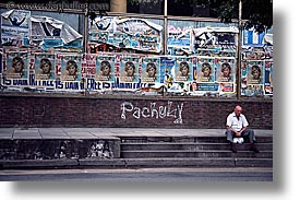 images/LatinAmerica/Argentina/BuenosAires/LaBoca/People/man-n-posters.jpg