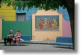 images/LatinAmerica/Argentina/BuenosAires/LaBoca/People/painted-courtyard-1.jpg