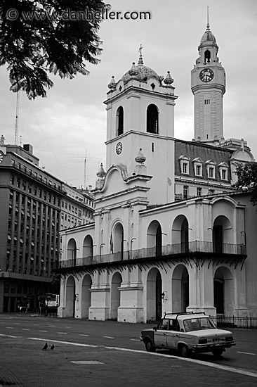 el_cabildo-bldg.jpg