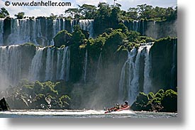 images/LatinAmerica/Argentina/Iguazu/Boats/boat-ride-15.jpg