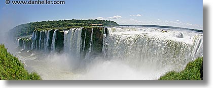 images/LatinAmerica/Argentina/Iguazu/Falls/horse-shoe-pano.jpg