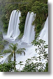 images/LatinAmerica/Argentina/Iguazu/Falls/iguazu-close-up-2b.jpg