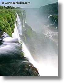 images/LatinAmerica/Argentina/Iguazu/Falls/iguazu-close-up-4a.jpg