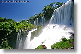 images/LatinAmerica/Argentina/Iguazu/Falls/iguazu-falls-4b.jpg