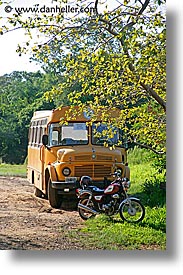 images/LatinAmerica/Argentina/Iguazu/Misc/bus-n-motorcycle.jpg