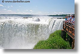 images/LatinAmerica/Argentina/Iguazu/Viewing/viewing-platform-7a.jpg