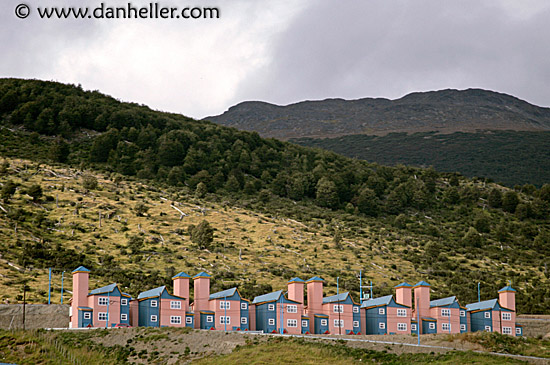 ushuaia-houses-2.jpg