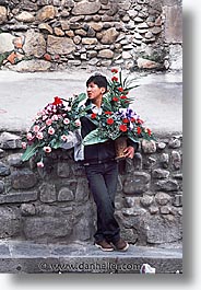images/LatinAmerica/Bolivia/LaPaz/People/roses-for-sale.jpg