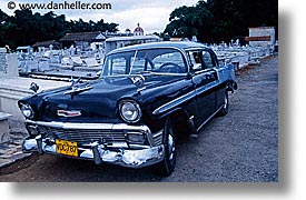 images/LatinAmerica/Cuba/Cars/black-chevy-2.jpg