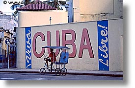 images/LatinAmerica/Cuba/CityScenes/bike-taxi-3.jpg