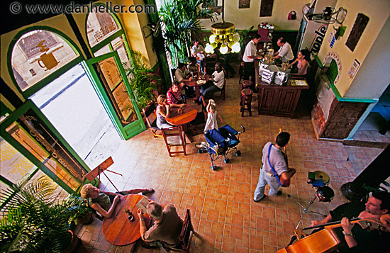 cafe-oreilly-music.jpg