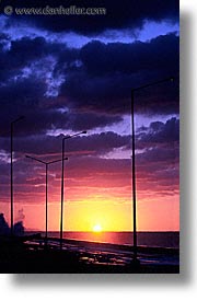 images/LatinAmerica/Cuba/Malecon/sunset-lamp-posts-1.jpg