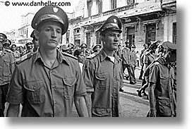 images/LatinAmerica/Cuba/Parade/cuban-army-1-bw.jpg