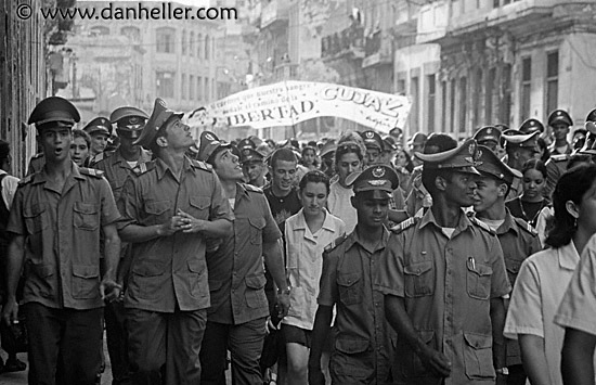 cuban-army-2-bw.jpg