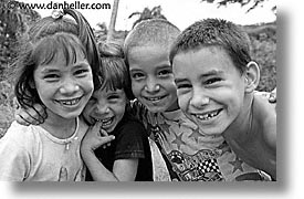 images/LatinAmerica/Cuba/People/Kids/BlackWhite/kid-huddle.jpg