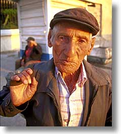 images/LatinAmerica/Cuba/People/Men/Img0038.jpg