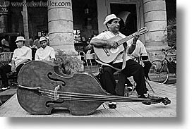images/LatinAmerica/Cuba/People/Men/upright-bass-n-guitar-bw.jpg
