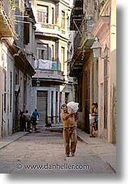 images/LatinAmerica/Cuba/Streets/street03.jpg