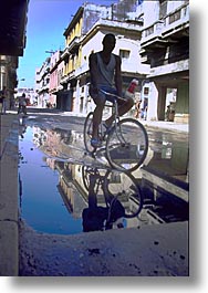images/LatinAmerica/Cuba/Streets/streets-c.jpg