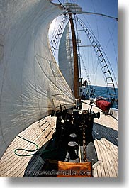 images/LatinAmerica/Ecuador/Galapagos/Boats/Sagitta/SailsUp/sails-up-09.jpg