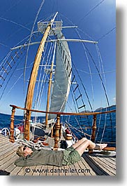 images/LatinAmerica/Ecuador/Galapagos/Boats/Sagitta/SailsUp/sails-up-10.jpg